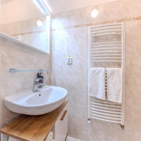 Marina Vltava 3*