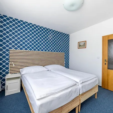 Casa de hóspedes Marina Vltava Nelahozeves
