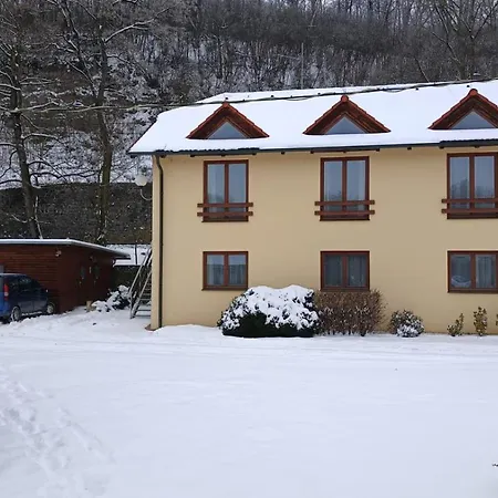 Maison d'hôtes Marina Vltava Nelahozeves